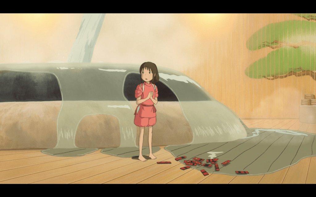 一个穿着粉色衣服的小女孩在浴室里，四周充满了蒸汽，浴池溢出水流，地上散落着几块红色的东西。